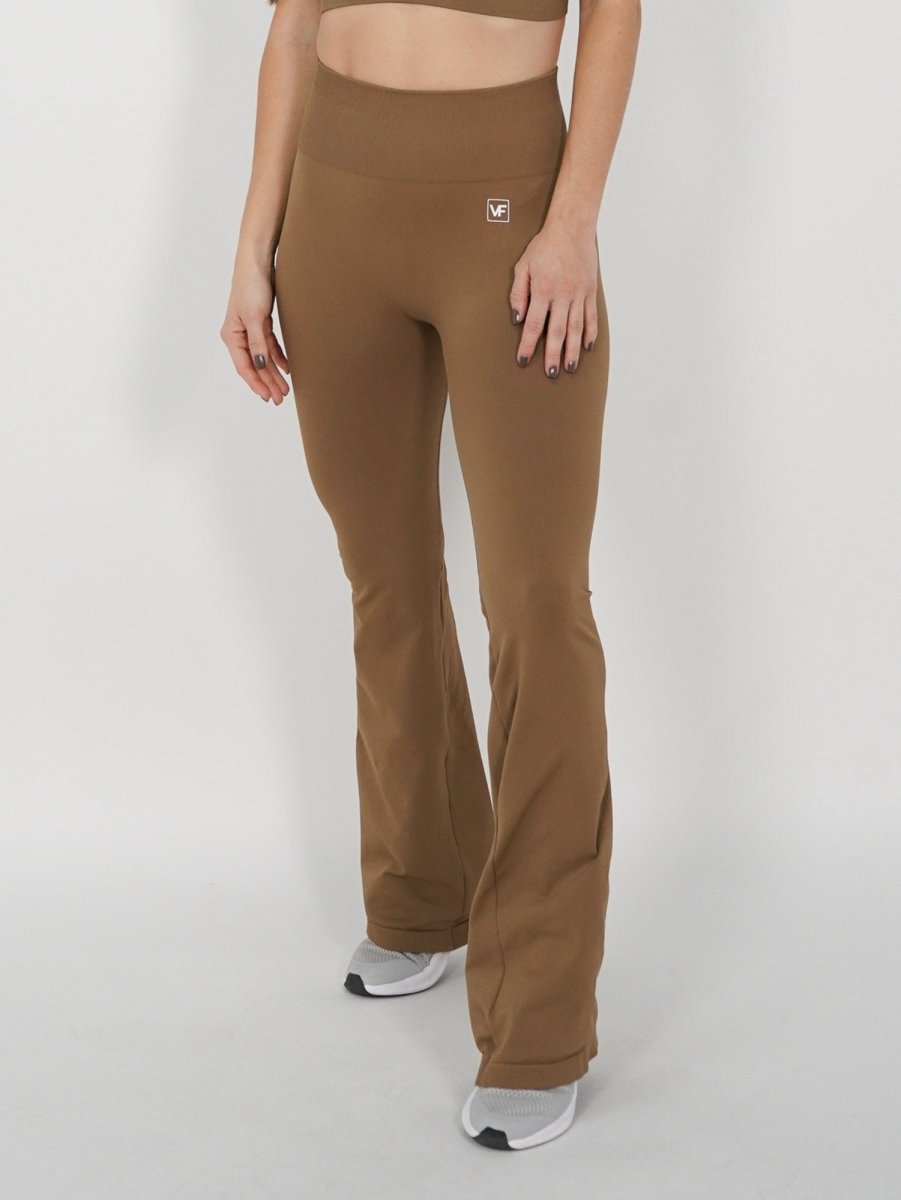 Mallas Deportivas Push Up Acampanados Seamless en Tan Riva - VIBRAFIT
