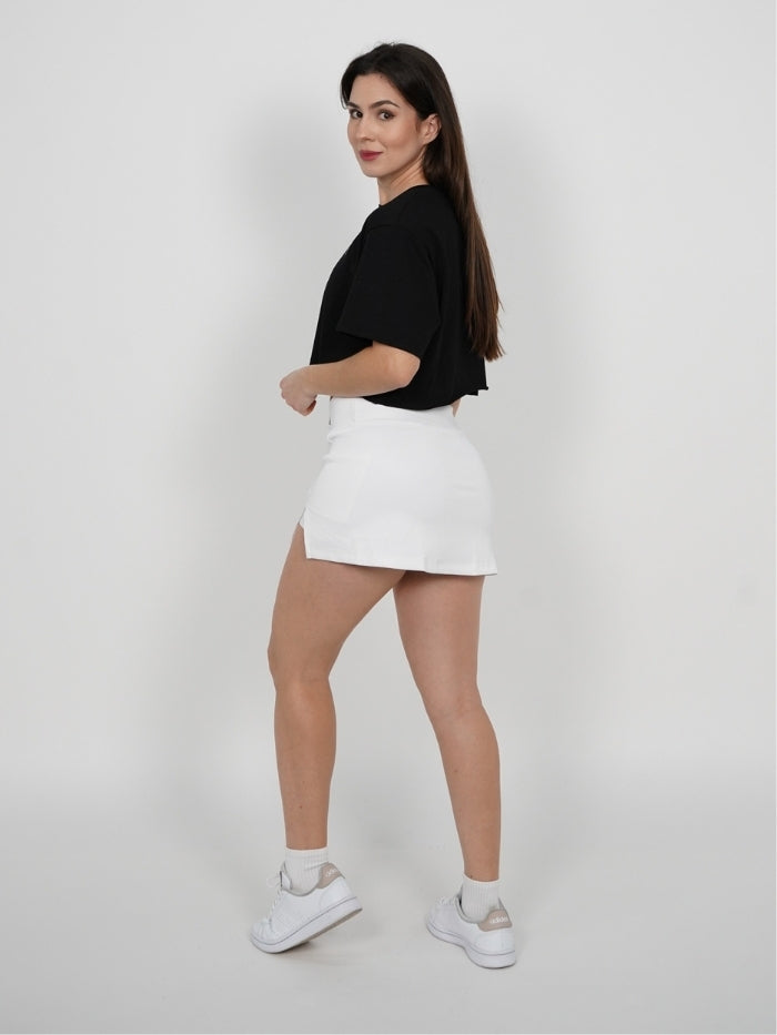 Falda Short Rib Sculpt: Tiro Alto y Short Interno - Blanco