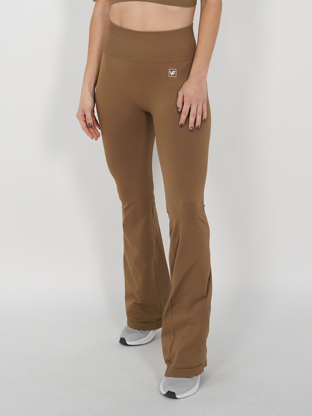 Legging Flare Seamless Sculpt: Bota Campana Push Up - Caqui