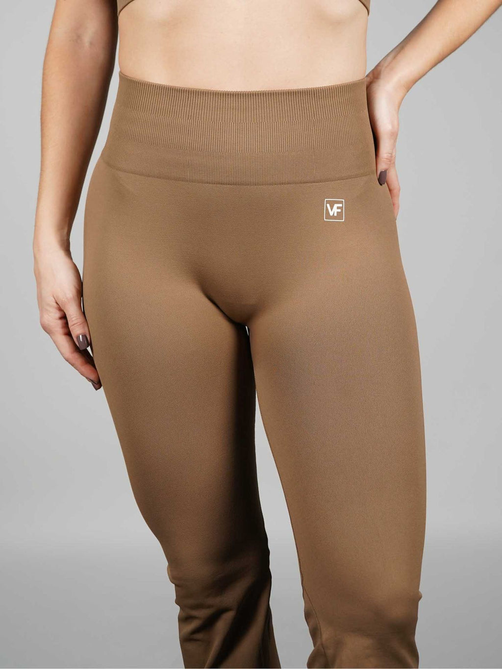 Legging Flare Seamless Sculpt: Bota Campana Push Up - Caqui